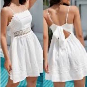 Beautiful white dress. Size small.
